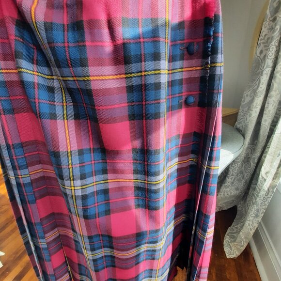Vintage Pure Virgin wool kilt, beautiful traditional tartan, excellent condition - Picture 3 of 7